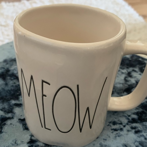 Rae Dunn Coffee Mug Meow Kitty Cat Cup - Picture 8 of 8